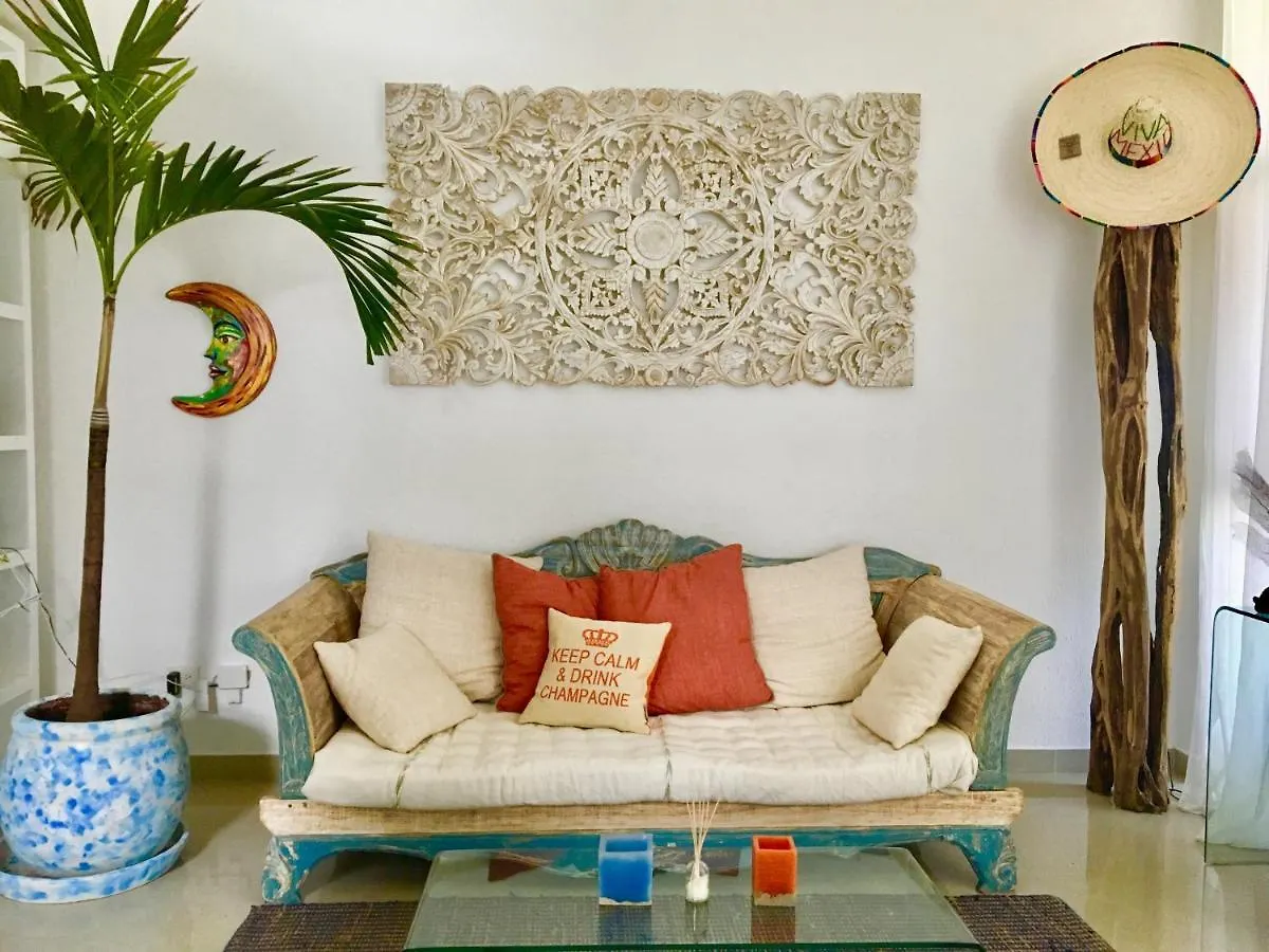 Casa Rioja Playacar Bed and Breakfast Playa del Carmen 0*,  México
