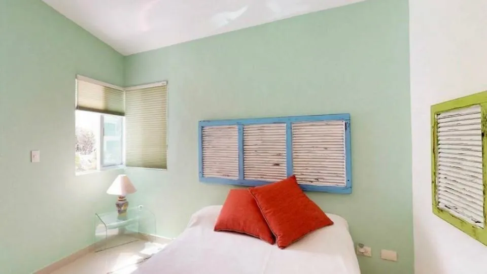 Casa Rioja Playacar Bed and Breakfast Playa del Carmen México
