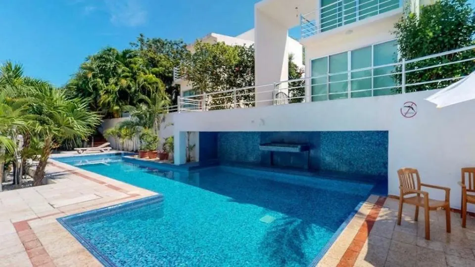 Casa Rioja Playacar Bed and Breakfast Playa del Carmen 0*,